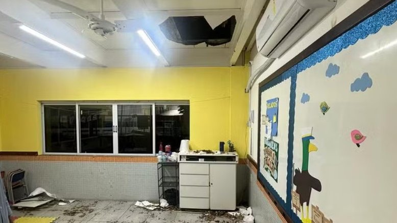 ES: chão cede e professora cai do teto durante aula em colégio particular