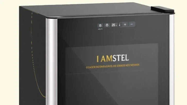 Amstel e Electrolux se unem em collab inédita e criam cervejeira exclusiva