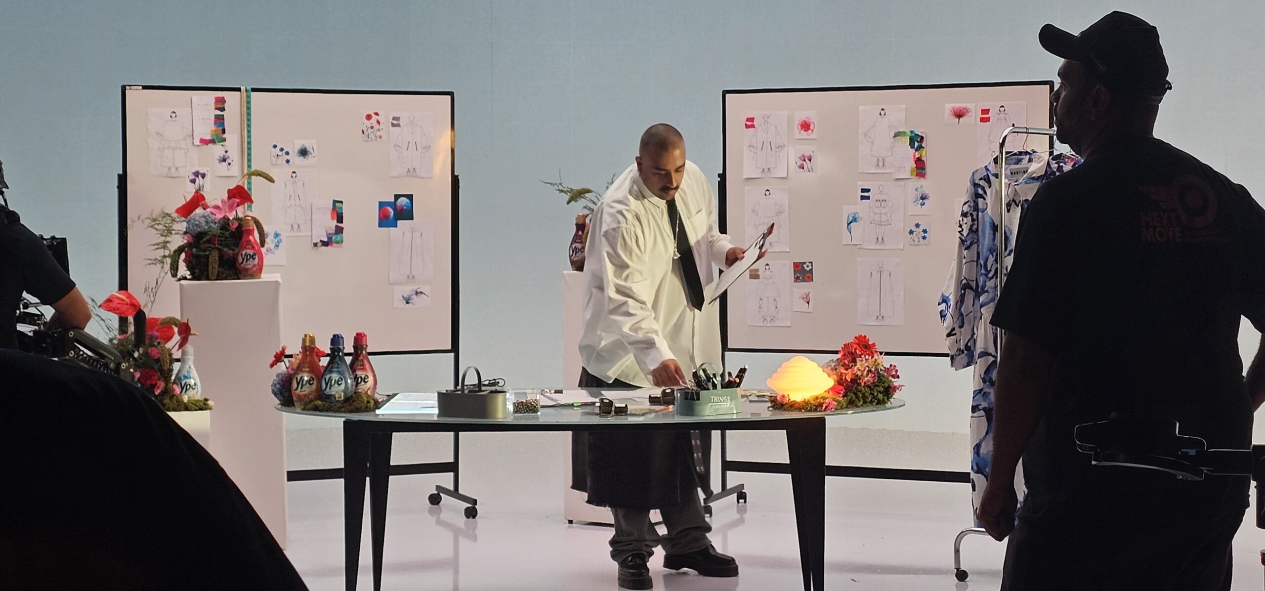 Ypê inova na passarela do SPFW com projeto que traz sinestesia e neurociência e leva Agatha Moreira e Rodrigo Simas para o desfile da Martins