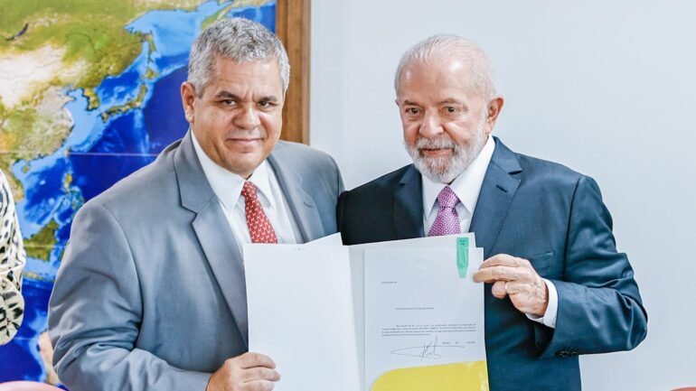 Lula e Antônio Fabrício de Matos Gonçalves, advogado indicado ao TST