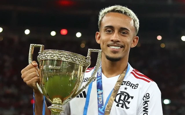 Jogador do Flamengo é roubado após título do Carioca: 
