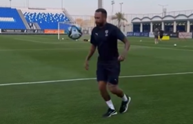 Retorno próximo? Neymar aparece batendo bola em treino do Al-Hilal