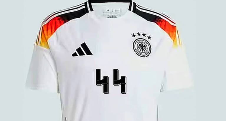 Número 4 da camisa da Alemanha será redesenhado por semelhança com símbolo nazista