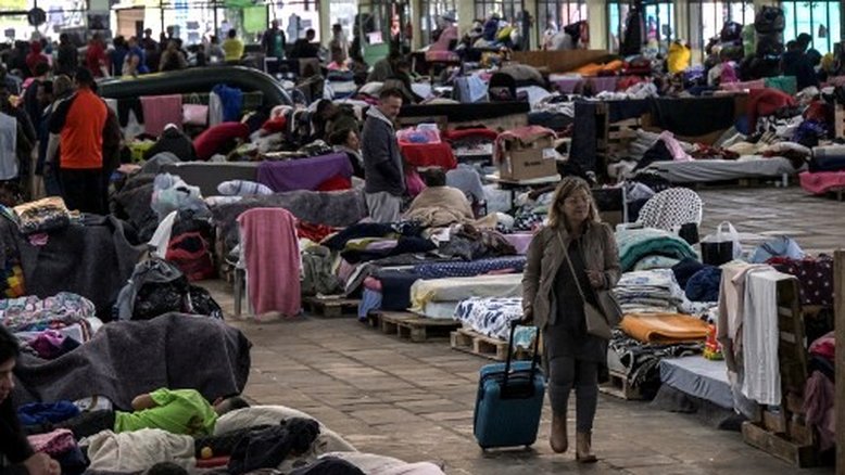 Sul registra neve pela primeira vez e situação nos abrigos preocupa