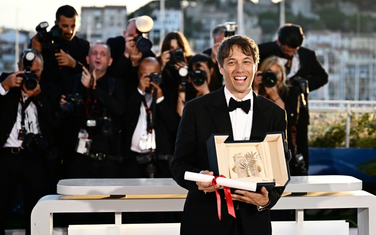 Cannes atribui Palma de Ouro à comédia 'Anora' e dá prêmio especial ao iraniano Rasoulof