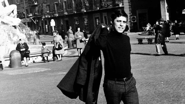 Cale-se! Chico Buarque não se calou. E riu, e riu…