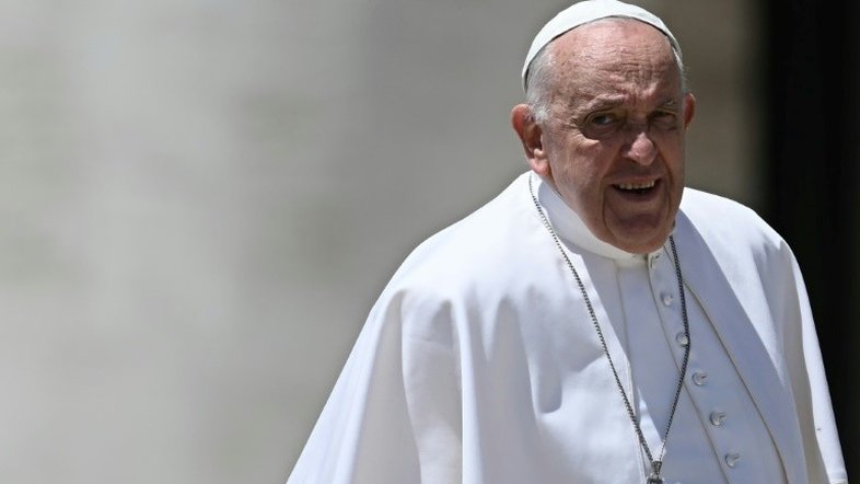 Papa Francisco pede 'fidelidade à democracia'
