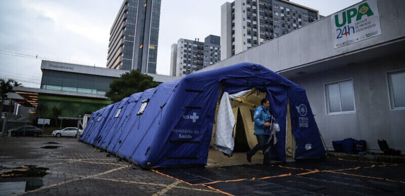 Hospital de campanha em Porto Alegre irá atender 200 pacientes por dia
