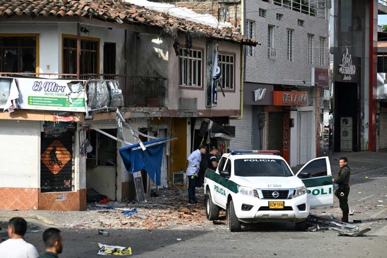 Dois mortos e sete feridos em ataques de dissidentes das Farc na Colômbia