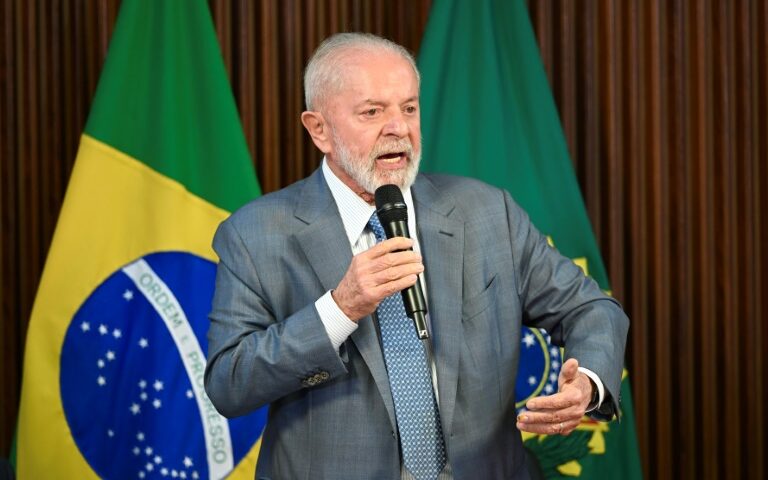 Lula desiste de visitar Santa Catarina após Milei confirmar encontro com Bolsonaro no Estado