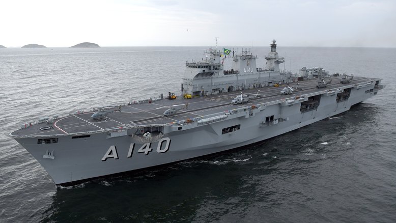 Navio-Aeródromo Multipropósito Atlântico (A140)