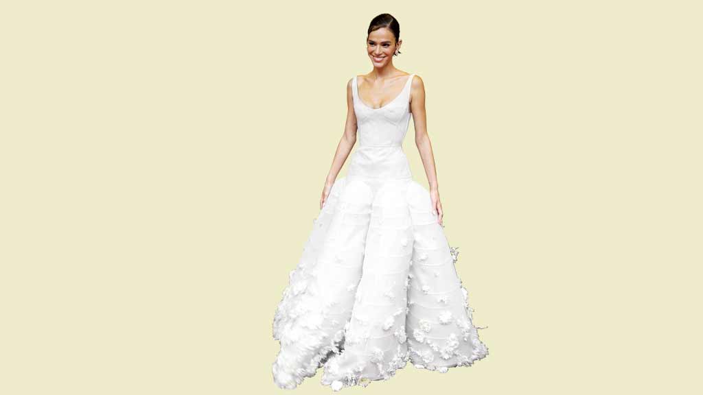 Bruna Marquezine revela que vestido usado no MET Gala estava cortando sua pele 2 Bruna Marquezine no MET Gala 2024