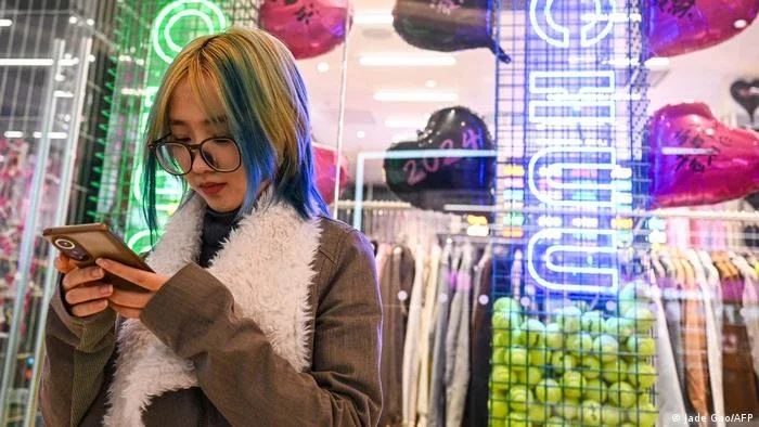 O duelo de EUA e China pelo domínio da internet