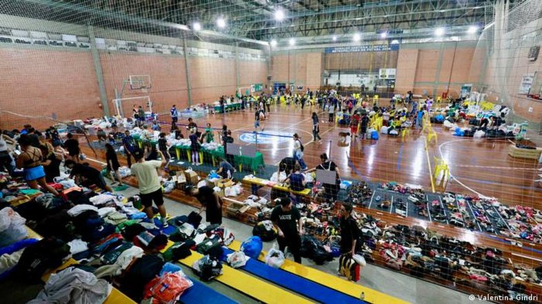 Operação de guerra: como é o acolhimento nos abrigos de Porto Alegre em meio às enchentes