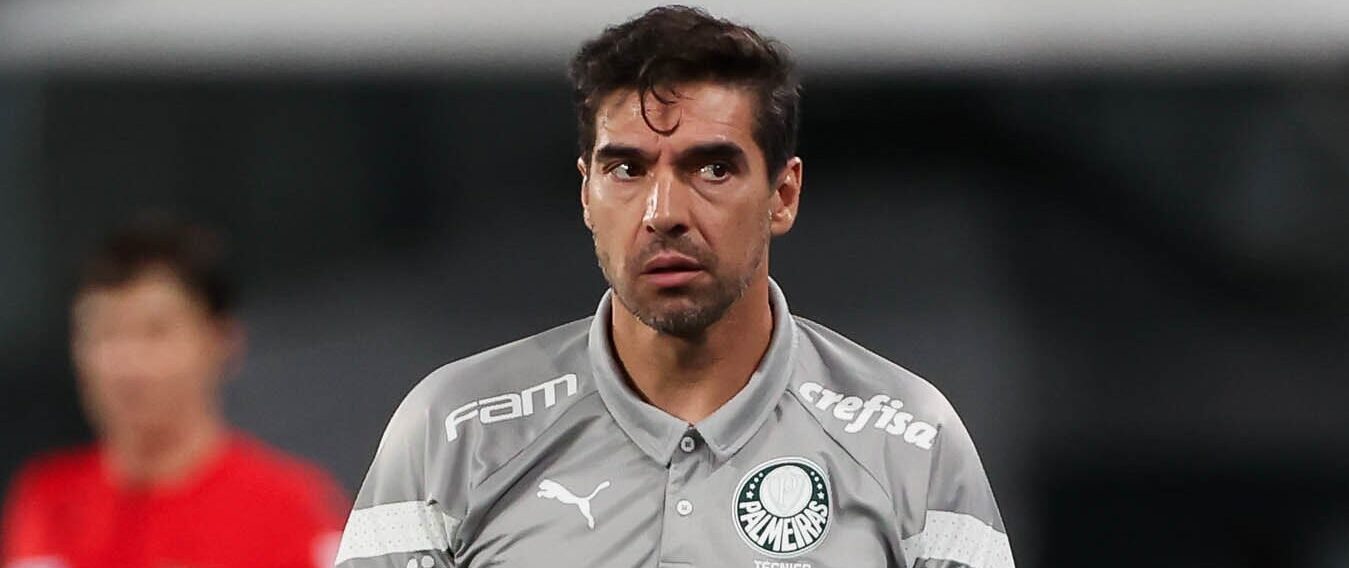 Abel Ferreira é acusado de xenofobia após vitória do Palmeiras no Brasileirão e se retrata