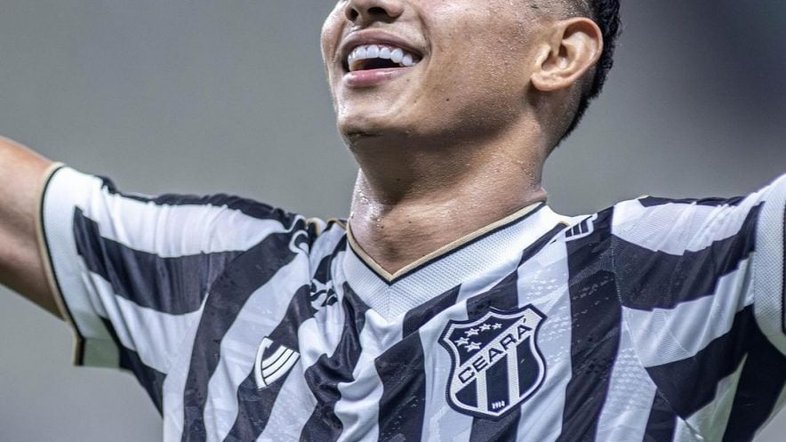 Ceará bate Avaí, adia acesso do Santos na Série B e segue na briga para subir à elite nacional