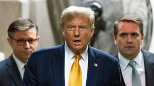 Juiz do julgamento de Trump agradece júri por 'atenção merecida' ao caso