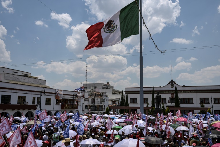 Um país sem impunidade e com trabalho digno: os sonhos dos mexicanos que votam pela 1ª vez