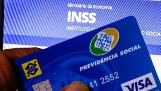 bancos-ja-podem-oferecer-novo-cartao-consignado-do-inss-1-e1679399103167