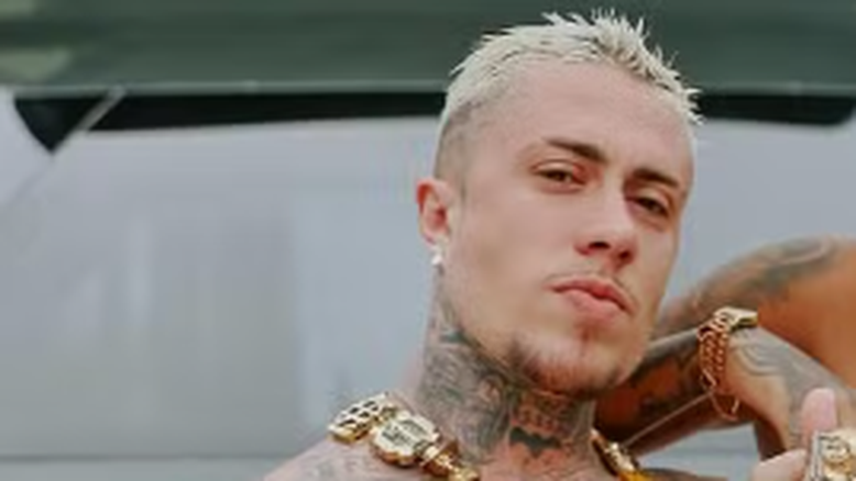 MC Daniel perde gordura e celebra conquista; veja antes e depois