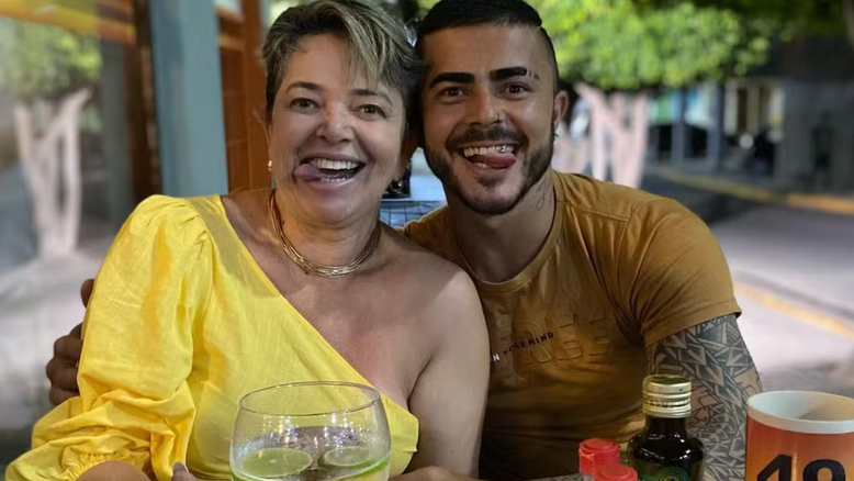 Filho da ex-'BBB19', que enfrenta luta contra as drogas, também já participou do reality; relembre