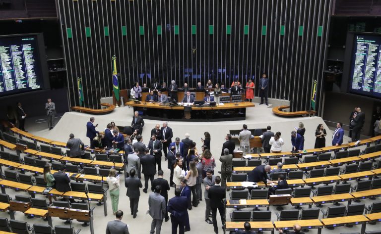 Veja como foi o desempenho dos candidatos do Congresso nas eleições municipais