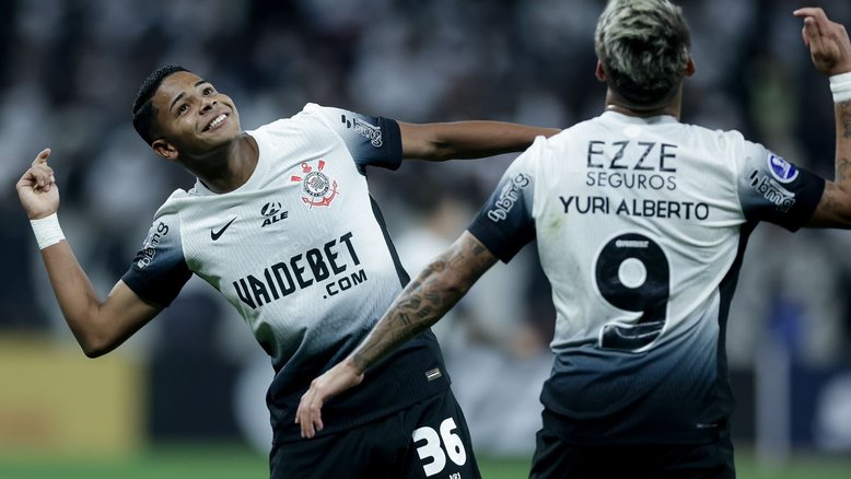 Corinthians se vale de erros do frágil Argentinos Juniors, goleia e ganha moral