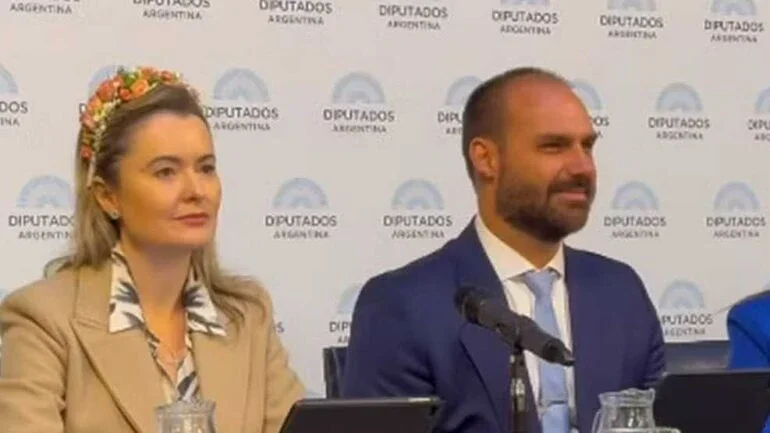 Em viagem à Argentina, deputados bolsonaristas pedem asilo a foragidos do 8 de Janeiro