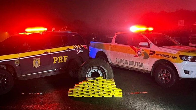 Drogas foram encontradas dentro de carreta com doações para o RS