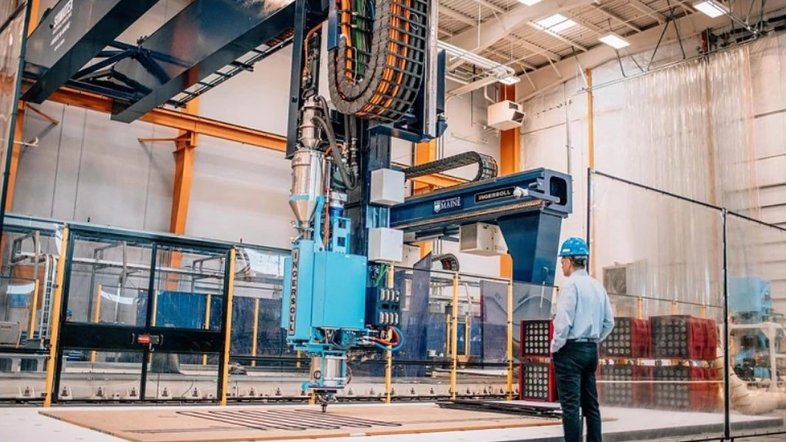 Impressora 3D gigante já funciona e está pronta para construir uma casa