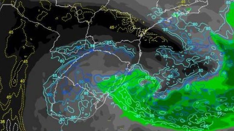 Ciclone extratropical provoca ventos fortes e gera alerta do litoral do RS ao RJ
