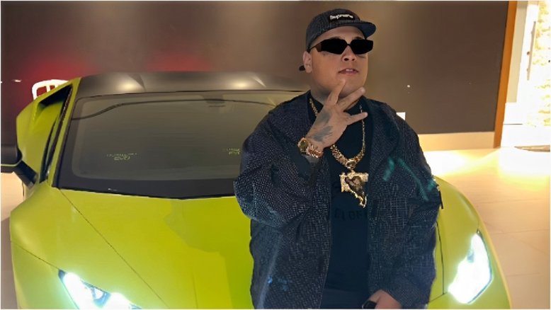MC Ryan SP comemora compra de carrão avaliado em R$ 5 milhões: 'Funk está nível americano'