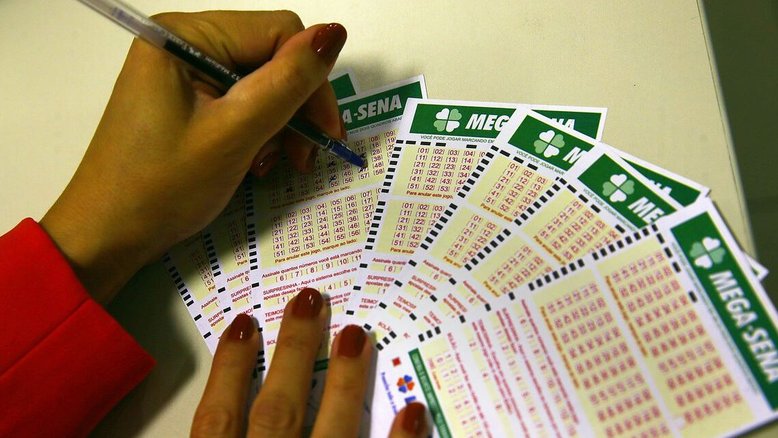Mega-Sena: prêmio acumula e vai a R$ 37 milhões; confira dezenas sorteadas