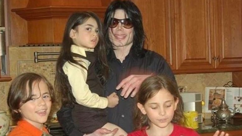 Michael Jackson e os filhos Prince, Paris e Bigi