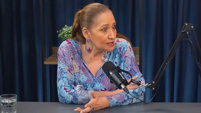 'Preservo a sete chaves', diz Sonia Abrão ao ser questionada sobre vida amorosa
