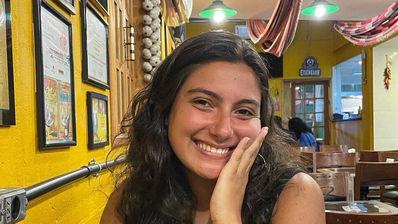 Quem é a jovem que deseja conquistar o casal Paolla Oliveira e Diogo Nogueira