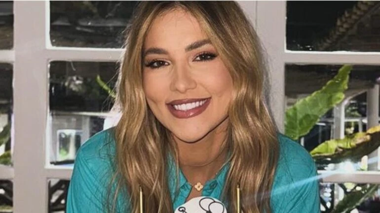 Virginia Fonseca comemora faturamento de R$ 15 milhões em live shop