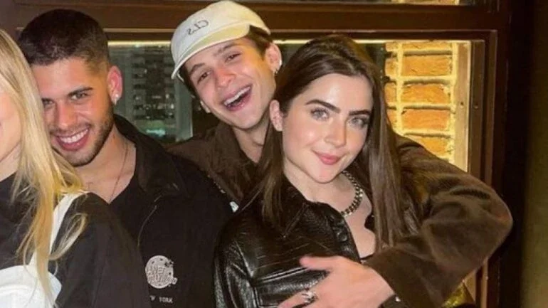 Zé Felipe, João Guilherme e Jade Picon