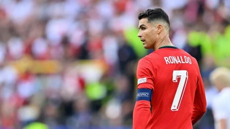 Cristiano Ronaldo durante partida entre Portugal e Turquia