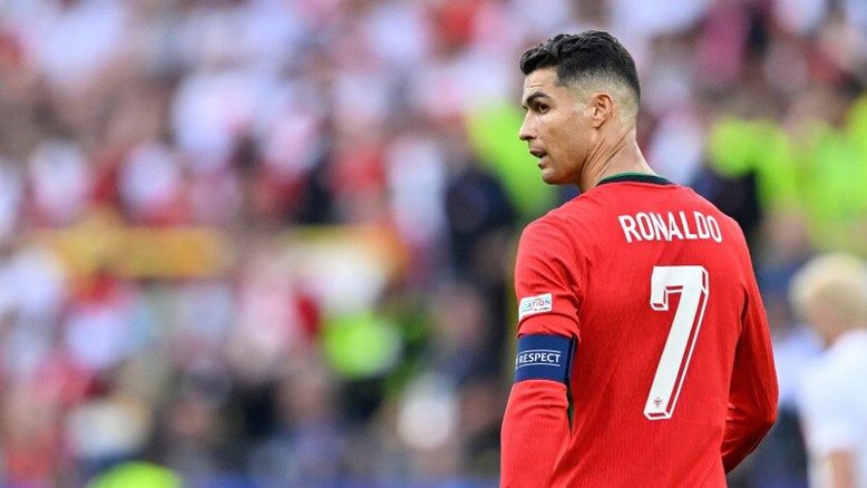Cristiano Ronaldo durante partida entre Portugal e Turquia