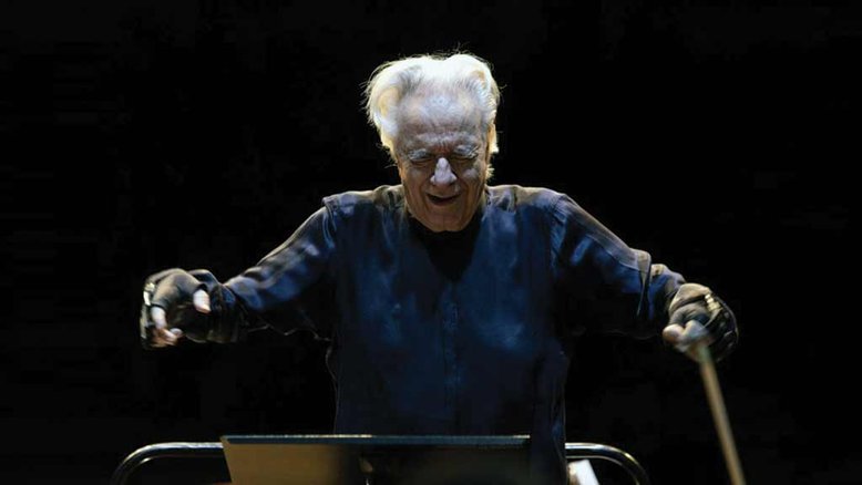 Biografia de João Carlos Martins decifra o maestro da superação