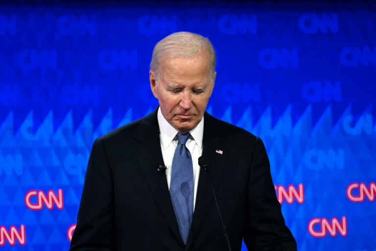 Biden teria admitido que não pode salvar candidatura