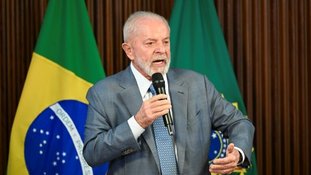 Perdido, sem planos e agressivo, Lula traz risco ao Brasil