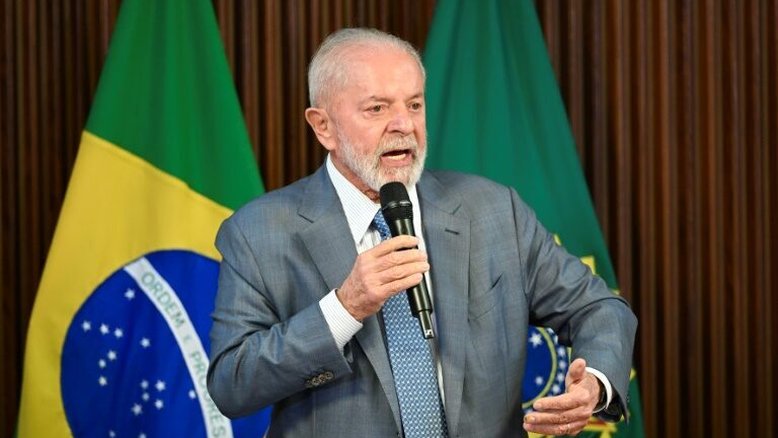 Perdido, sem planos e agressivo, Lula traz risco ao Brasil