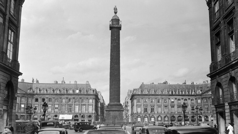 Famosa praça de luxo em Paris receberá festa com 500 celebridades