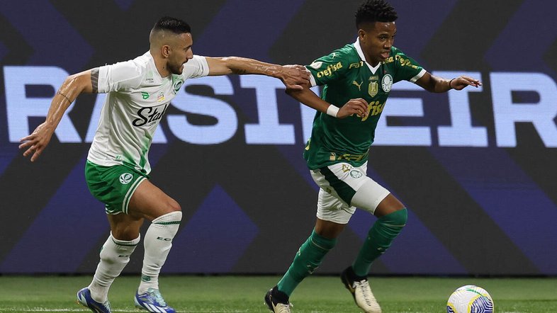 Palmeiras tem 5ª vitória seguida, com brilho de Estêvão e retorno de Dudu