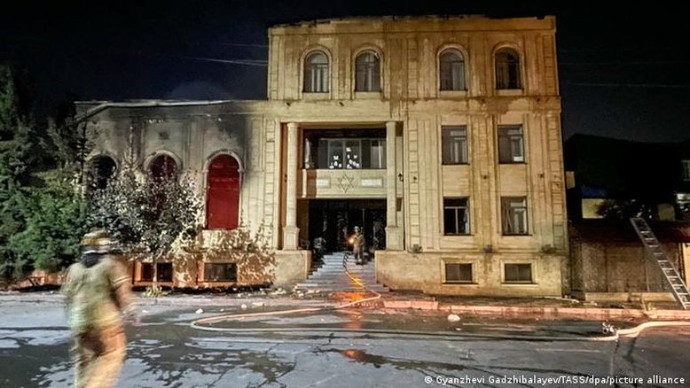 Atiradores matam ao menos 20 em ataques contra igrejas e sinagoga na Rússia