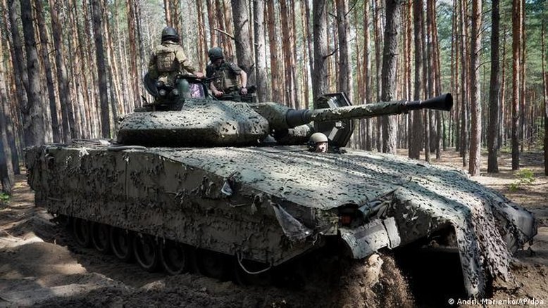 Rússia diz avançar em Donetsk, Kiev resiste em Kharkiv