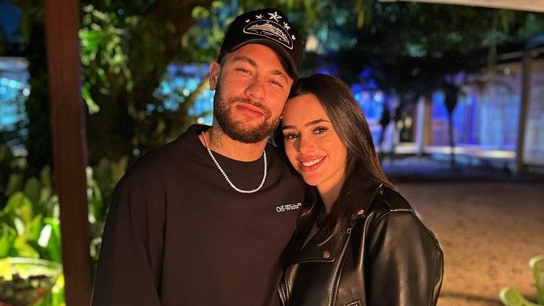 Vídeo: Neymar aproveita pagode e canta para Biancardi: 'A gente só tá precisando de uns ajustes'
