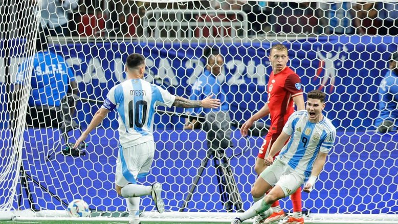 Messi bate recorde de aparições na Copa América, dá assistência e Argentina supera o Canadá